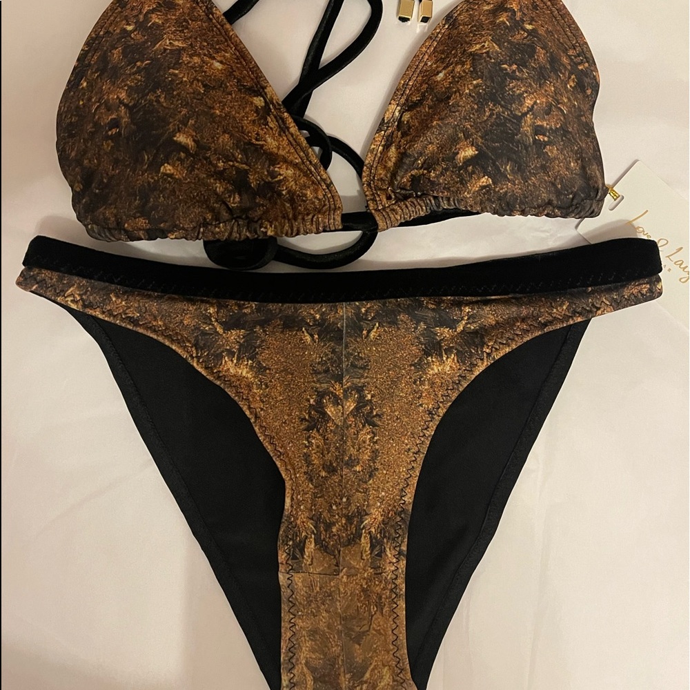 Love & laughter Bikini set